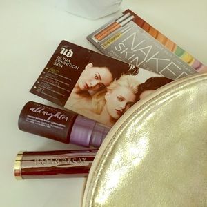 Urban Decay makeup bundle